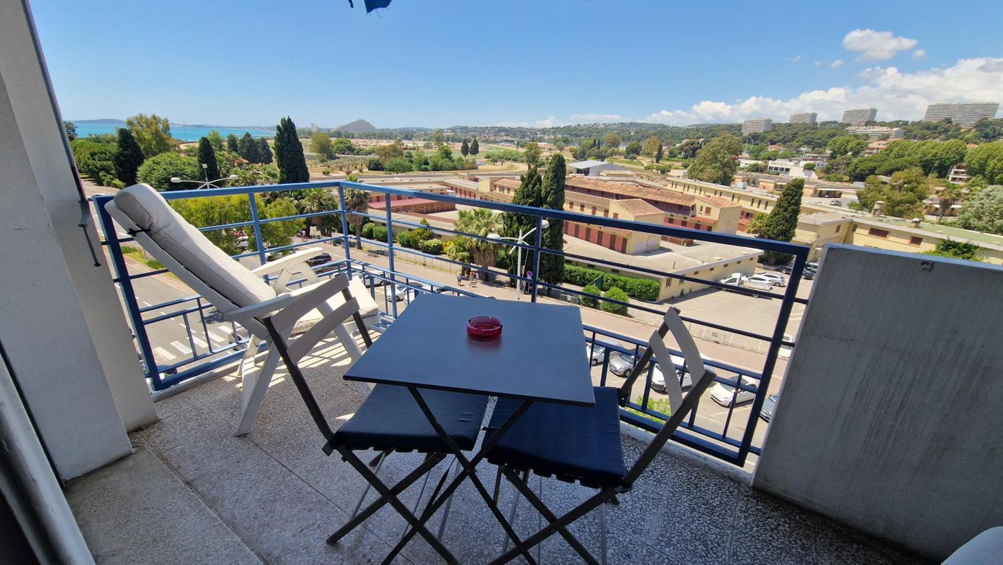 Charmant Petit Studio A 100 M De La Mer Cagnes-sur-Mer Extérieur photo